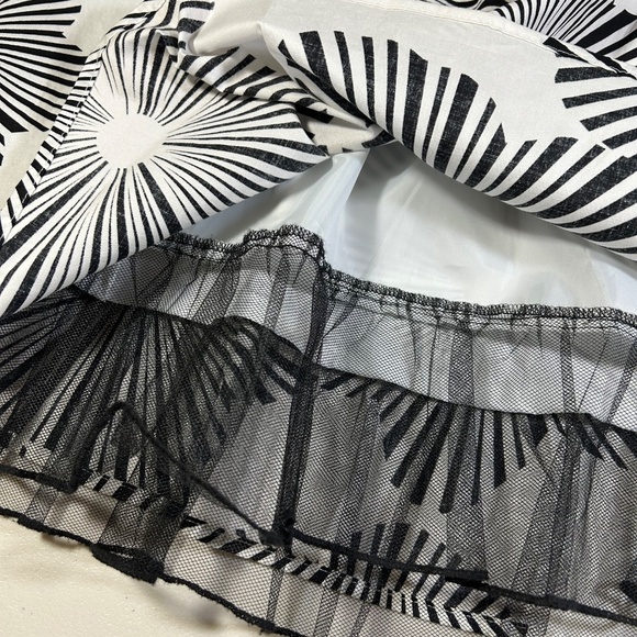 Black and White print halter dress - Picture 13 of 13